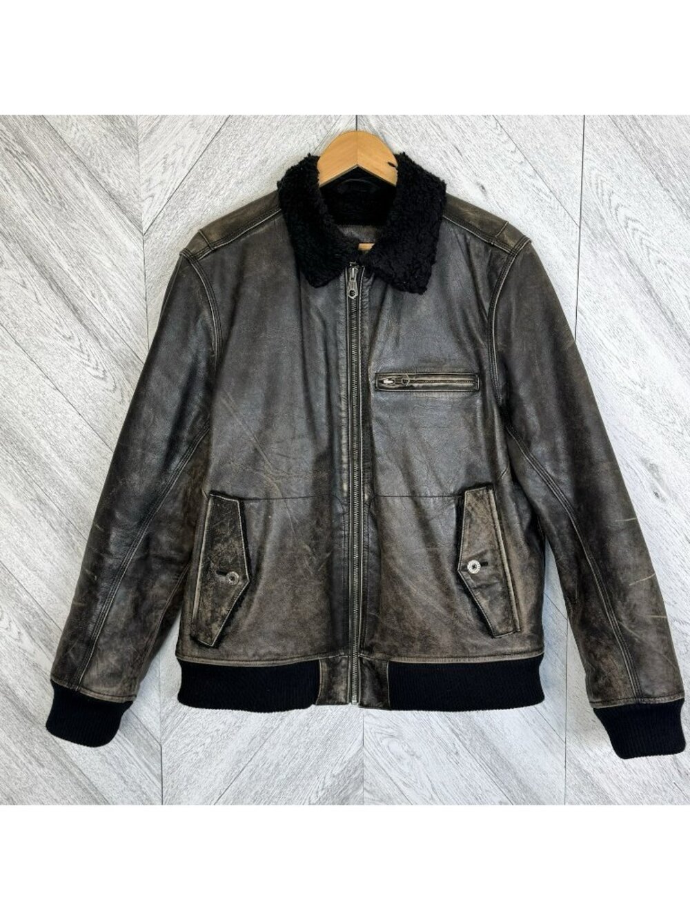 Vintage GAP Leather Bomber Flight Aviator Jacket Mens Large Brown Sherpa Lined